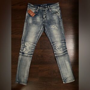 Brand New Jeans From “The Buckle” Retail Is $75.00 Asking $45.00
